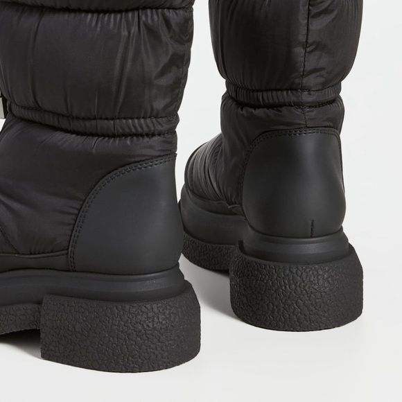 Stuart Weitzman Round Toe Cam SportLift Boots Women's 5.5 B Black Pull-On - Picture 3 of 15
